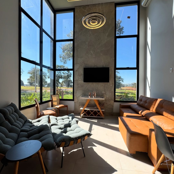 CHÁCARA 4 SUÍTES + HILUX SW4  OU 1M no PIX